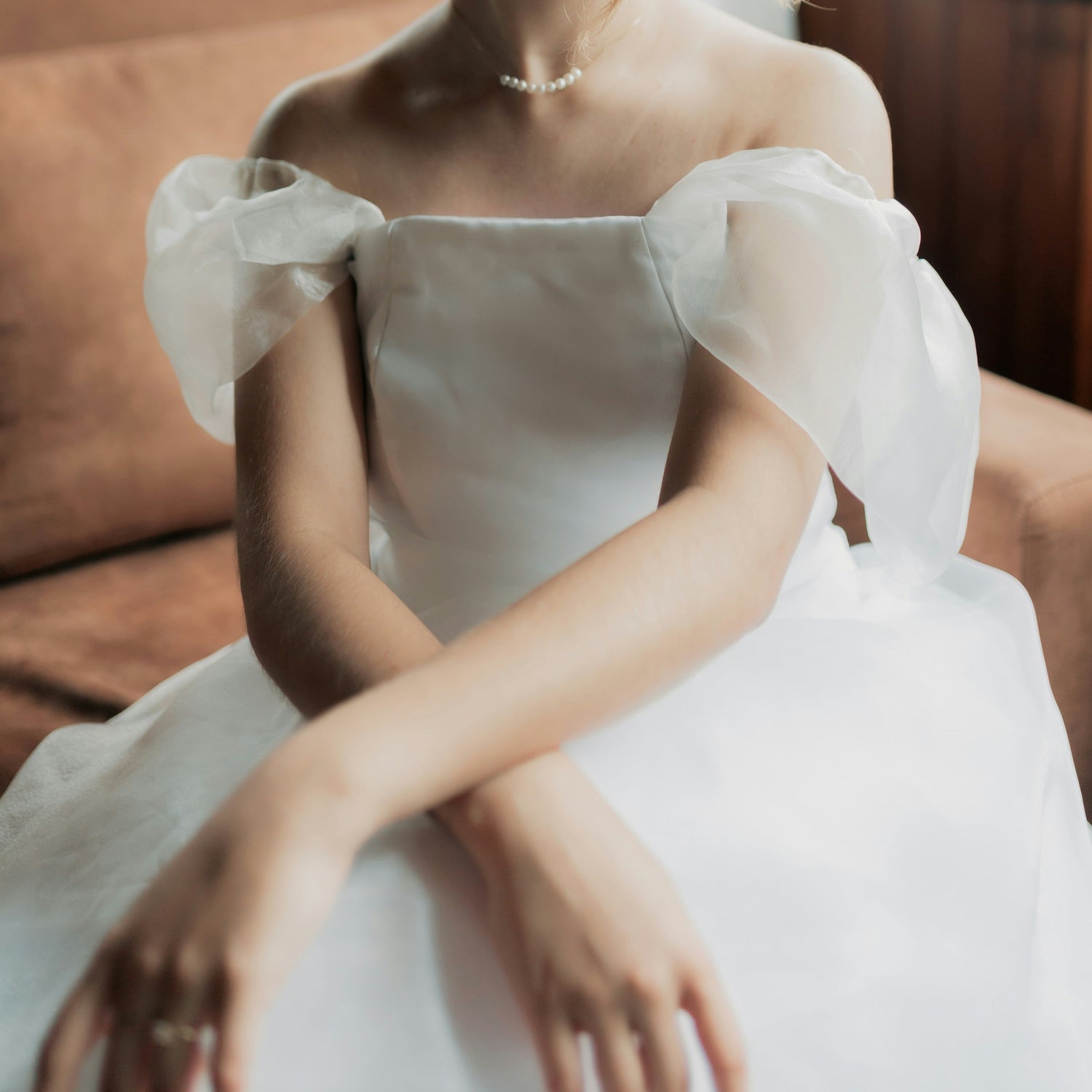 Discover our curated collection of dresses, from chic one-shoulder long-sleeve styles to elegant French-inspired floral cinched-waist designs. Free US shipping!